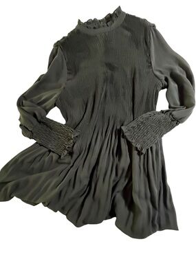 Black Label by Chico’s Women’s Black Accordion Pleated Long Sleeve Blouse